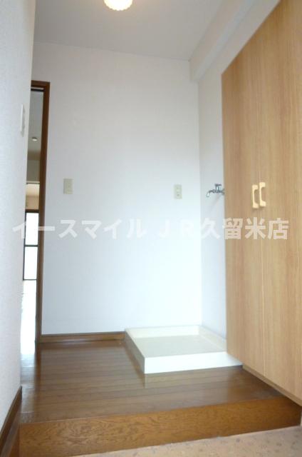 玄関　収納もある玄関です