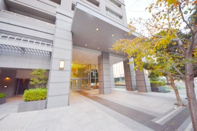 エントランス　毎日通るエントランスはこのようになっています