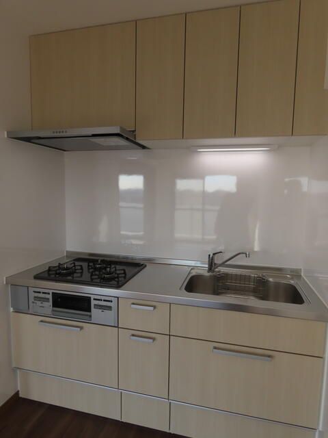 キッチン　システムキッチンのガス3口