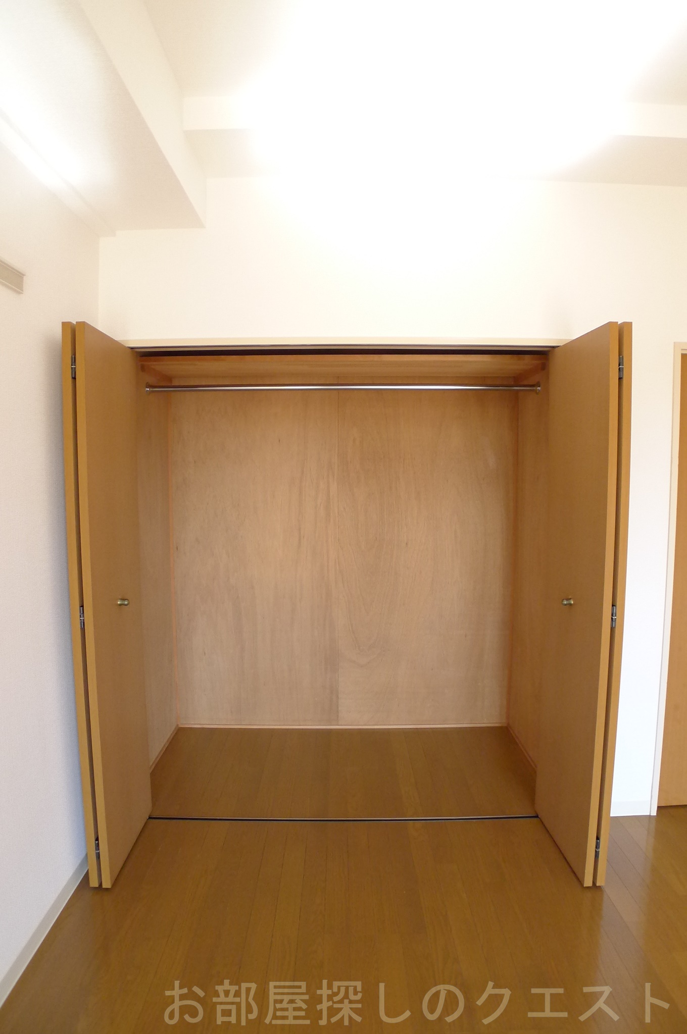 収納　（写真は同タイプ）