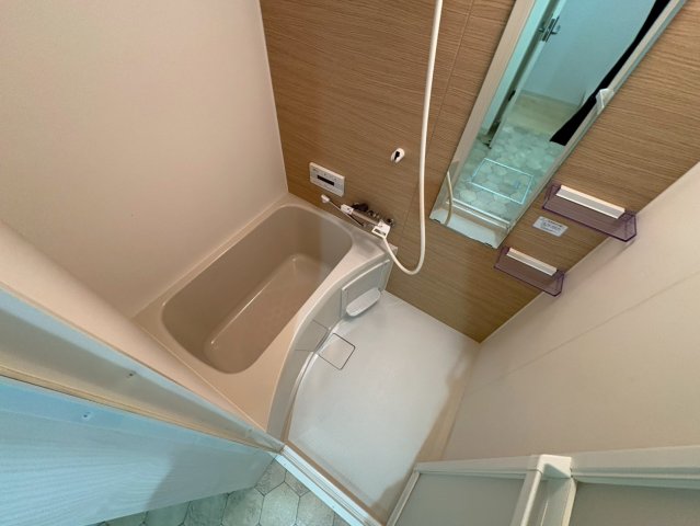 バス・シャワールーム　ARMY I