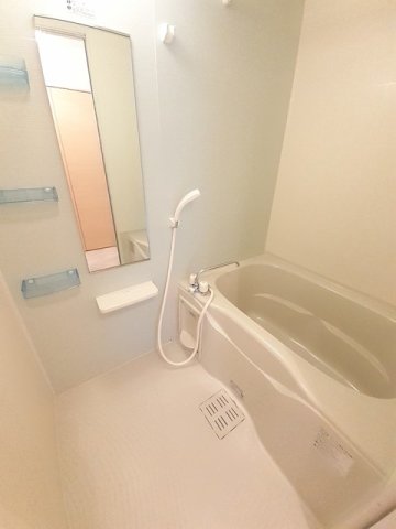 バス・シャワールーム　きれいなお風呂です