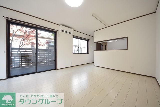 居室・リビング　お問合せはタウンハウジングまで！※現地待合わせ相談可能