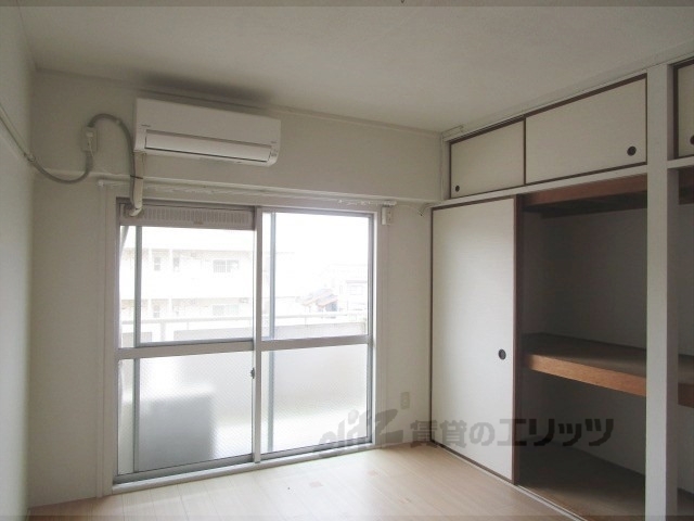 居室・リビング　洋室