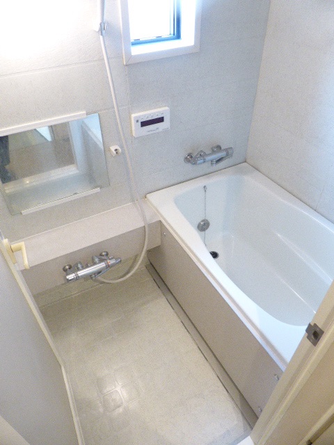 バス・シャワールーム　バス※別部屋参考写真