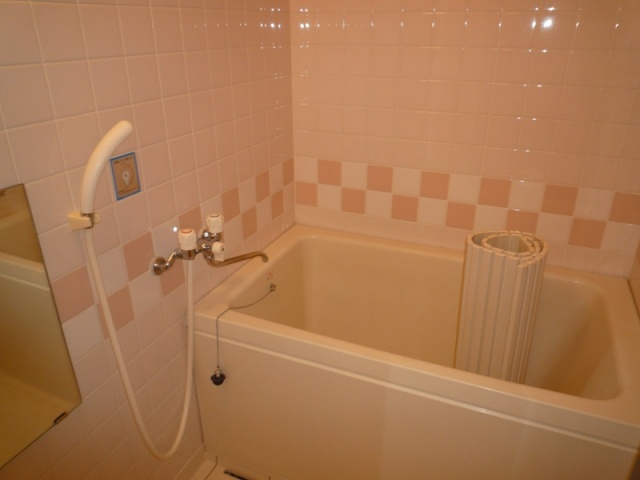 バス・シャワールーム　※現状を優先とします（内装設備が異なる場合がございます） ※