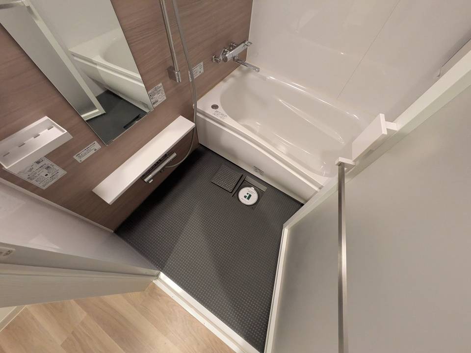 バス・シャワールーム　浴室