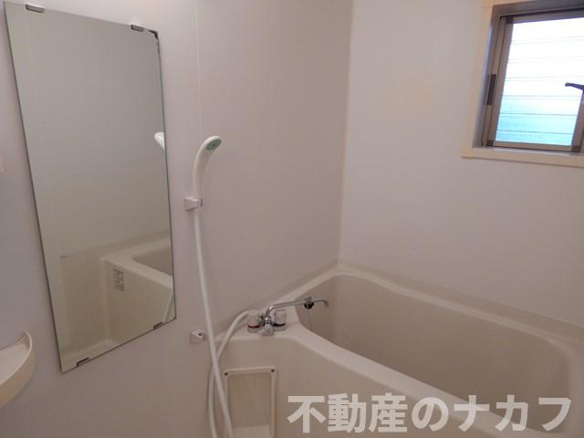 バス・シャワールーム　※過去の室内写真のため現況と異なる場合があります