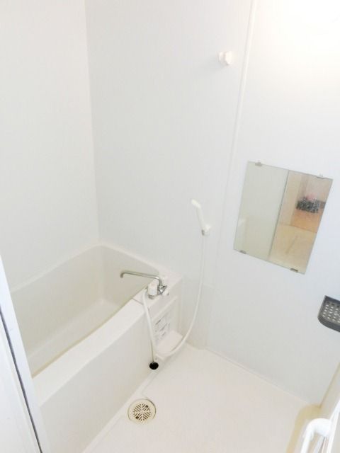 バス・シャワールーム　綺麗なバスルーム。