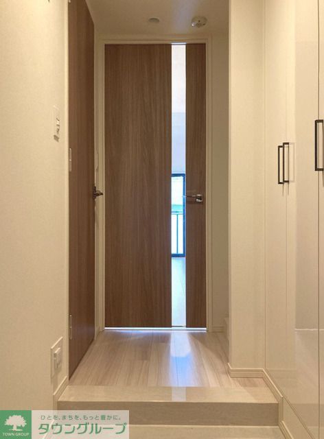 玄関　※写真は同タイプ住戸です。