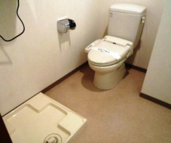 トイレ　コンパクトで使いやすいトイレです