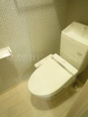 トイレ　※別号室参考写真