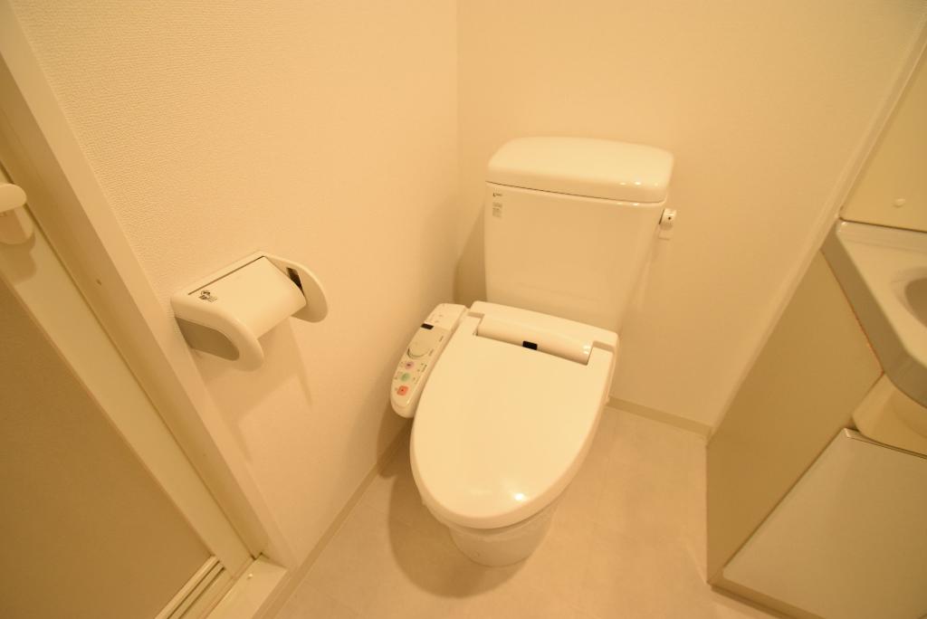 トイレ　シャワー付トイレ