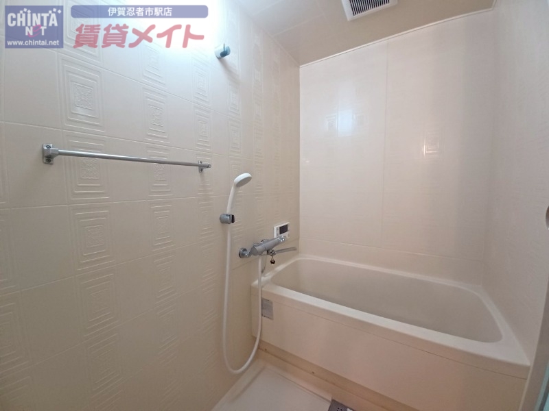 バス・シャワールーム　同型参考写真