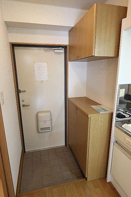 玄関　※別号室参考写真