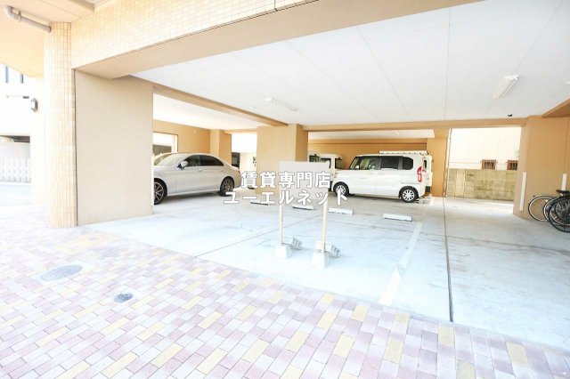 駐車場　敷地内駐車場あり◎