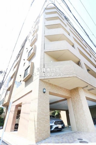建物外観　シンプルで洗練されたデザインが毎日の暮らしに心地よさをプラス