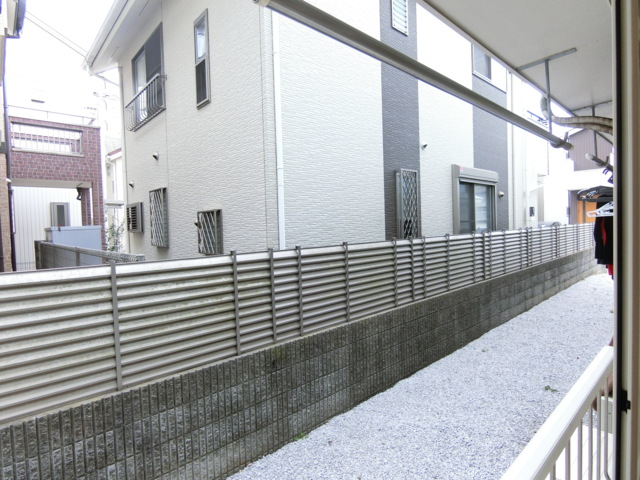 眺望　1階ですが人目が気にならない作りです