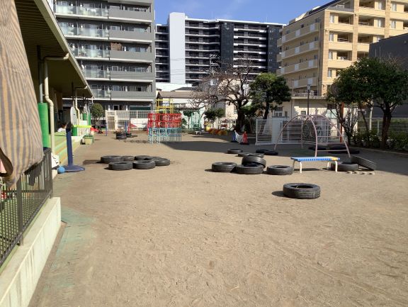 幼稚園・保育園　江東区立北砂保育園（幼稚園・保育園）まで493m