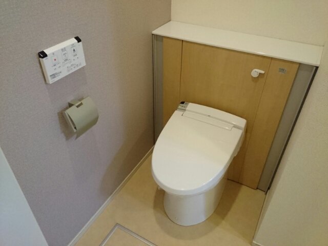 トイレ　トイレもきれいです