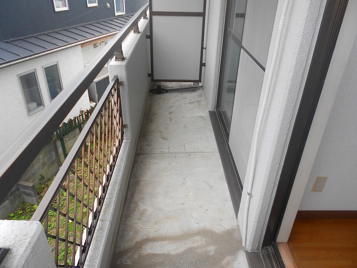 バルコニー　同マンション別部屋参考写真です