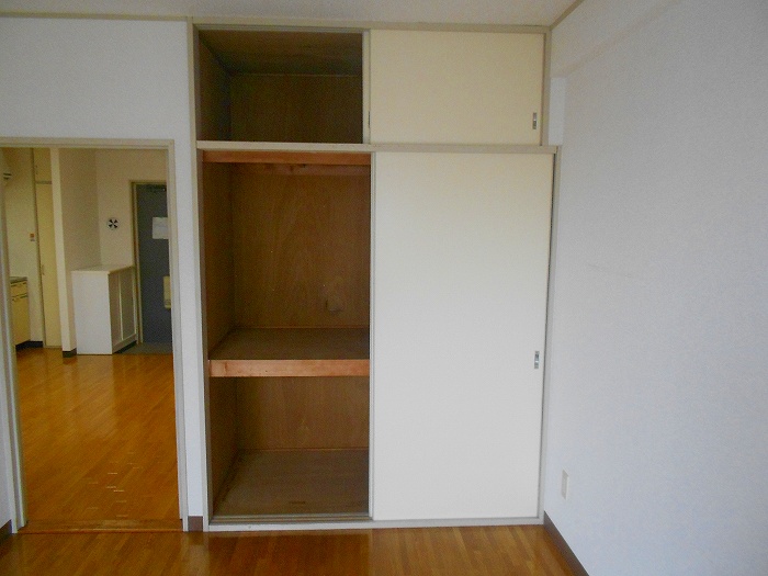収納　同マンション別部屋参考写真です