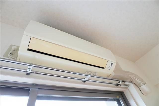 その他設備　エアコン１基付いています