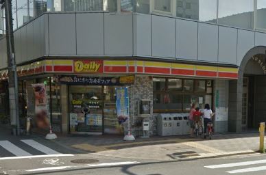 コンビニ　デイリーヤマザキ（コンビニ）まで82m