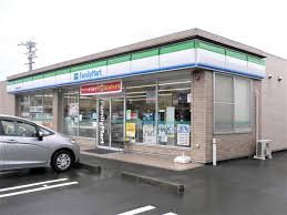 コンビニ　ファミリーマート 富士山静岡空港北店（コンビニ）まで642m