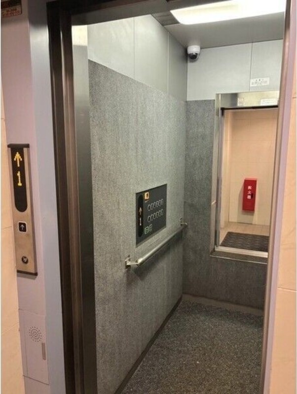 ロビー