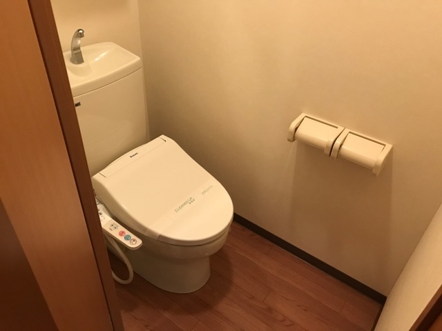トイレ　シャワー付トイレ