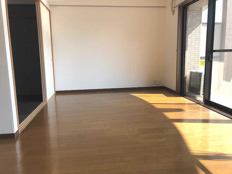 居室・リビング　リフォーム中