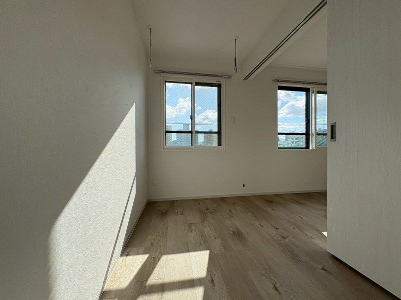 その他部屋・スペース　広々していて使いやすい洋室になっていました！
