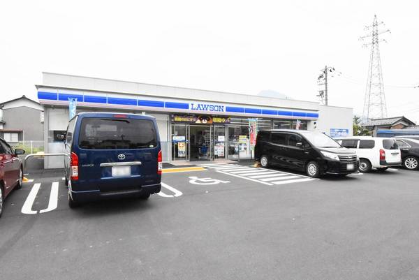 コンビニ　ローソン（コンビニ）まで300m