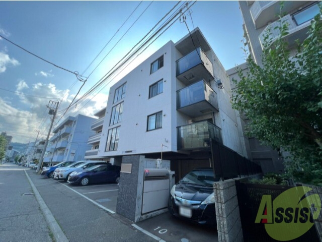 建物外観　札幌市中央区宮の森３条「フェスタリア宮の森」