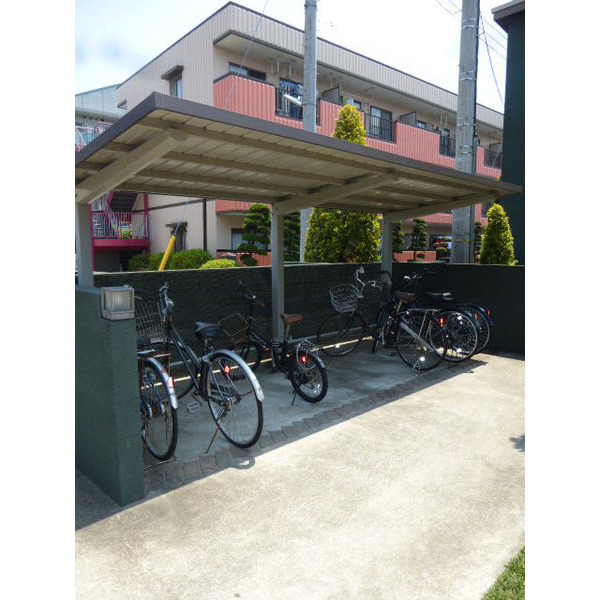 駐車場　駐輪場