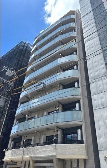 建物外観　オートロック完備