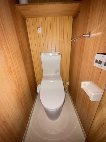 高倉台3丁目テラスハウスのトイレ写真