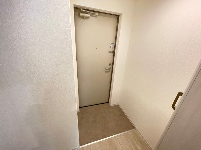玄関　下駄箱付きの玄関です
