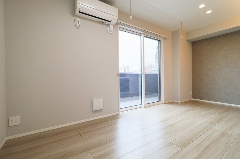 居室・リビング　図面と現状に相違がある場合には現状を優先