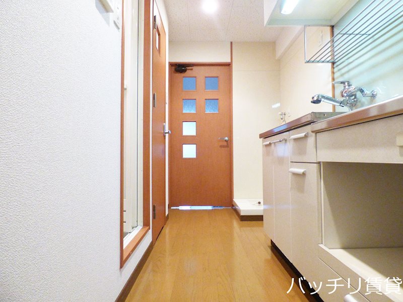 玄関　別号室のため、現況を優先