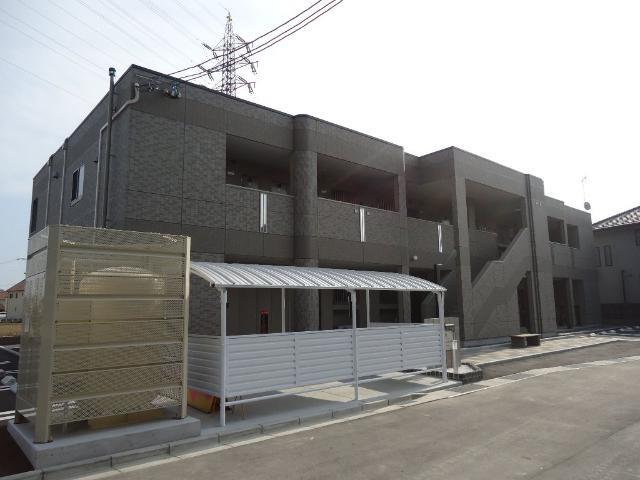 建物外観　外観写真（昼）です。