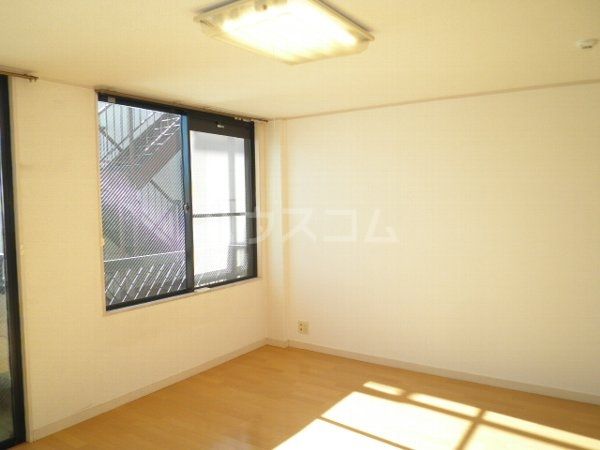 グリムハイツ塙田の内装写真