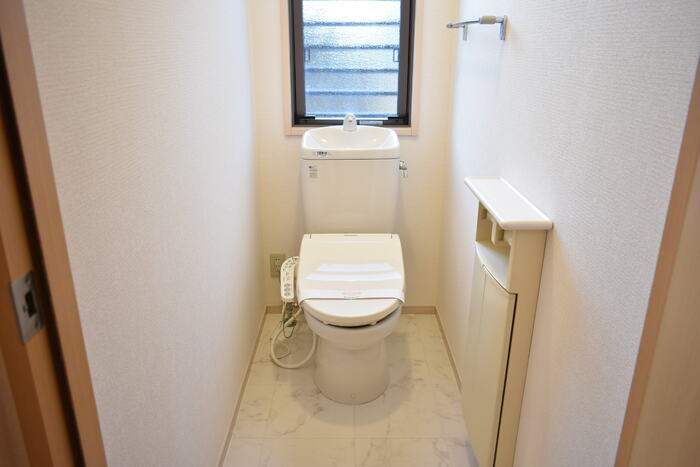 ＪＲ京浜東北線 大宮駅 徒歩27分 2階建 築25年のトイレ写真