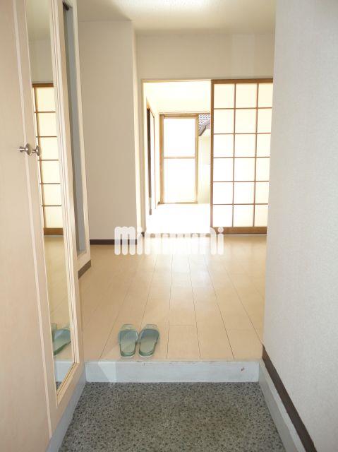 ロイヤル宝の玄関写真