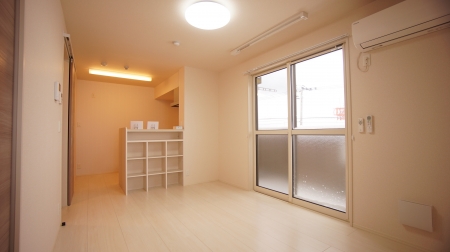 居室・リビング　LDK、バルコニー