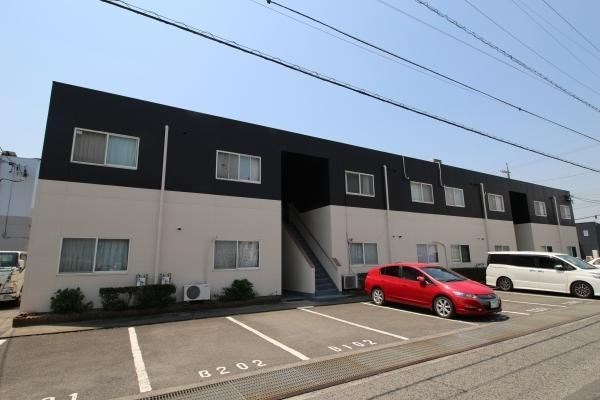 建物外観　外観生まれ変わりました！