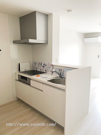 キッチン　IHクッキングヒーター付システムキッチン