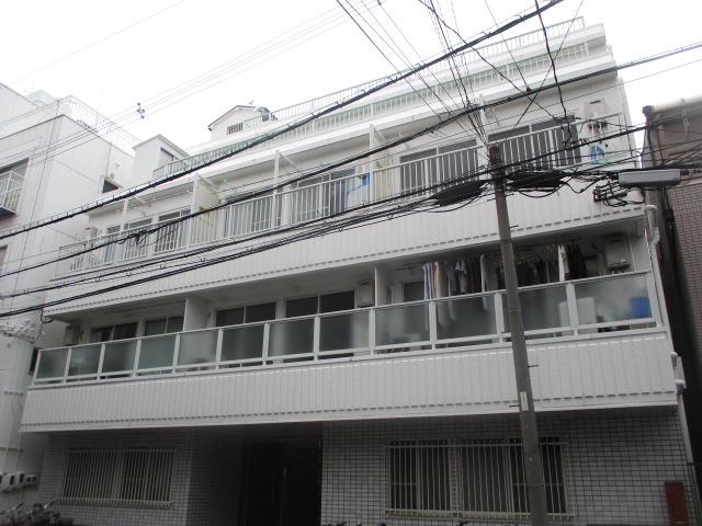 大阪市住之江区粉浜のマンションの建物外観