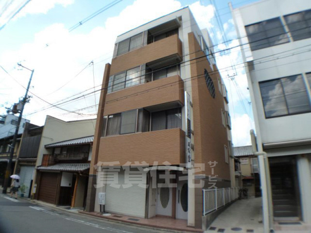 京都市東山区元町のマンションの建物外観